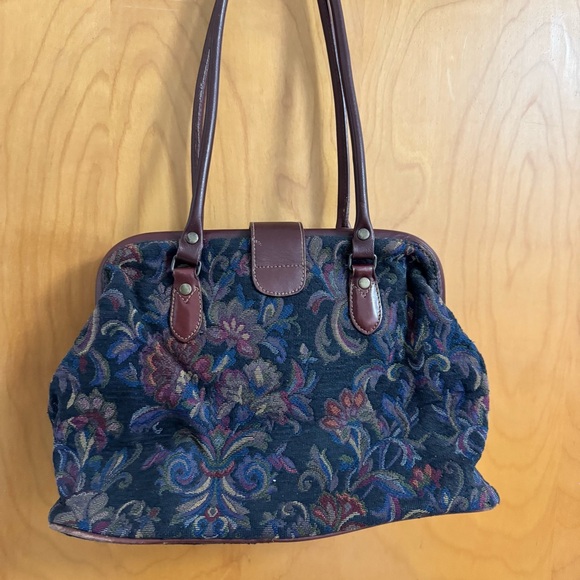 Vintage 1990 Liz Claiborne Floral Tapestry Handbag with Leather Accents - Picture 3 of 11